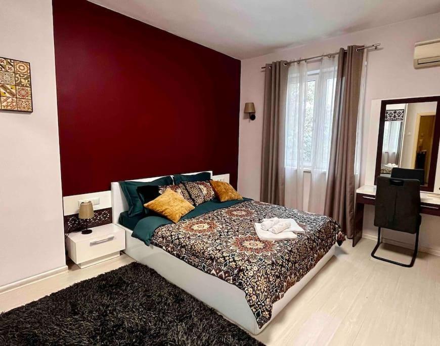 Cozy 2Br Oasis In Central Бургас Экстерьер фото